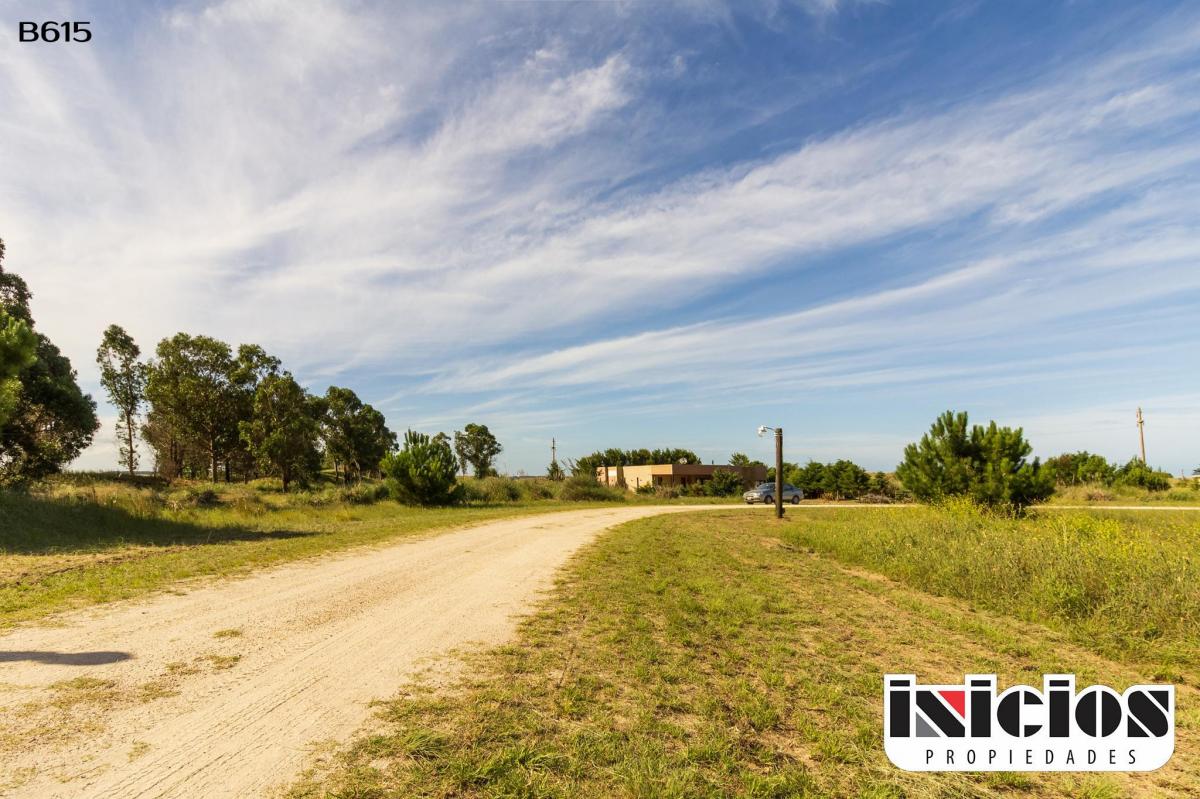 Foto de Lote: Punta Médanos - Barrio Cerrado - B615, imagen 1