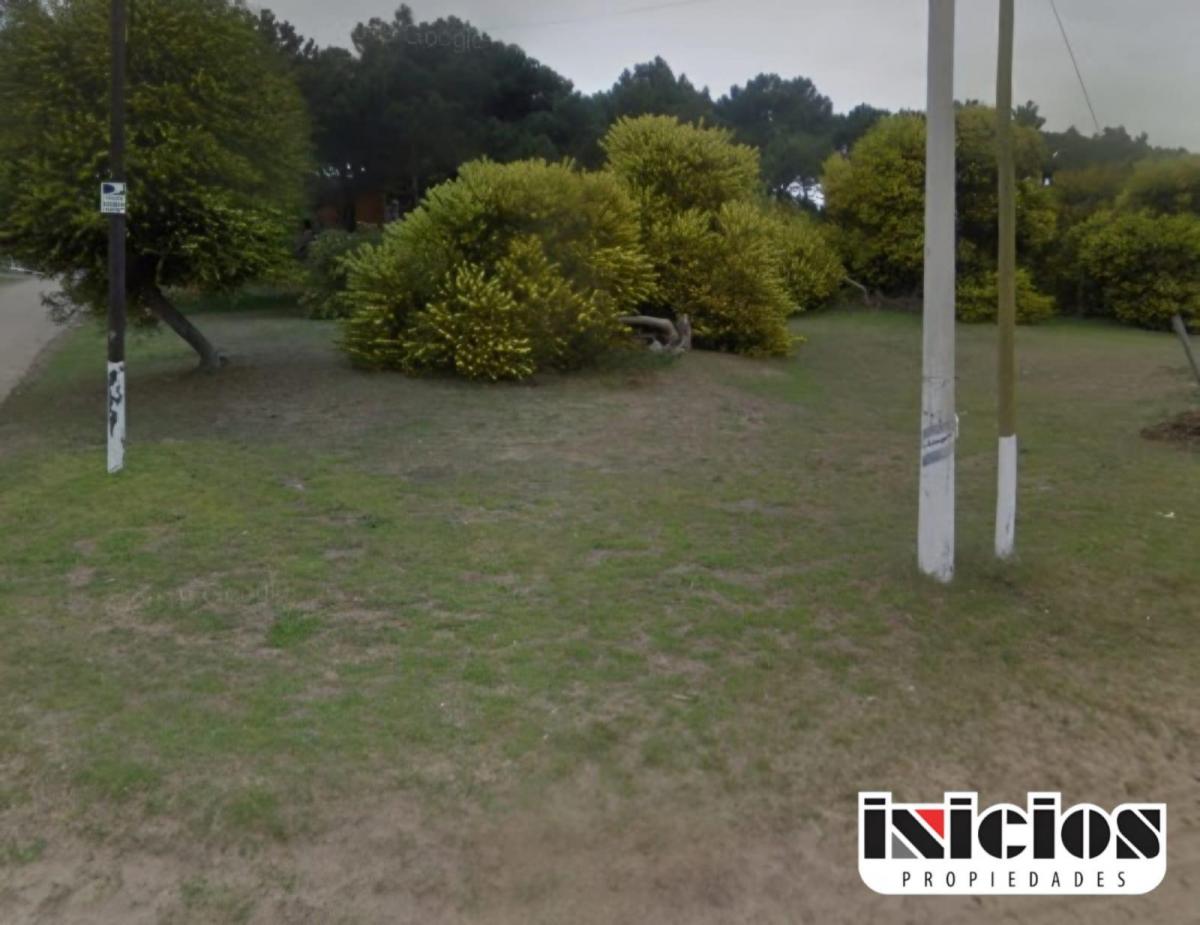 Lote: Carreras Esq. Suárez - Nueva Atlantis - B470 3