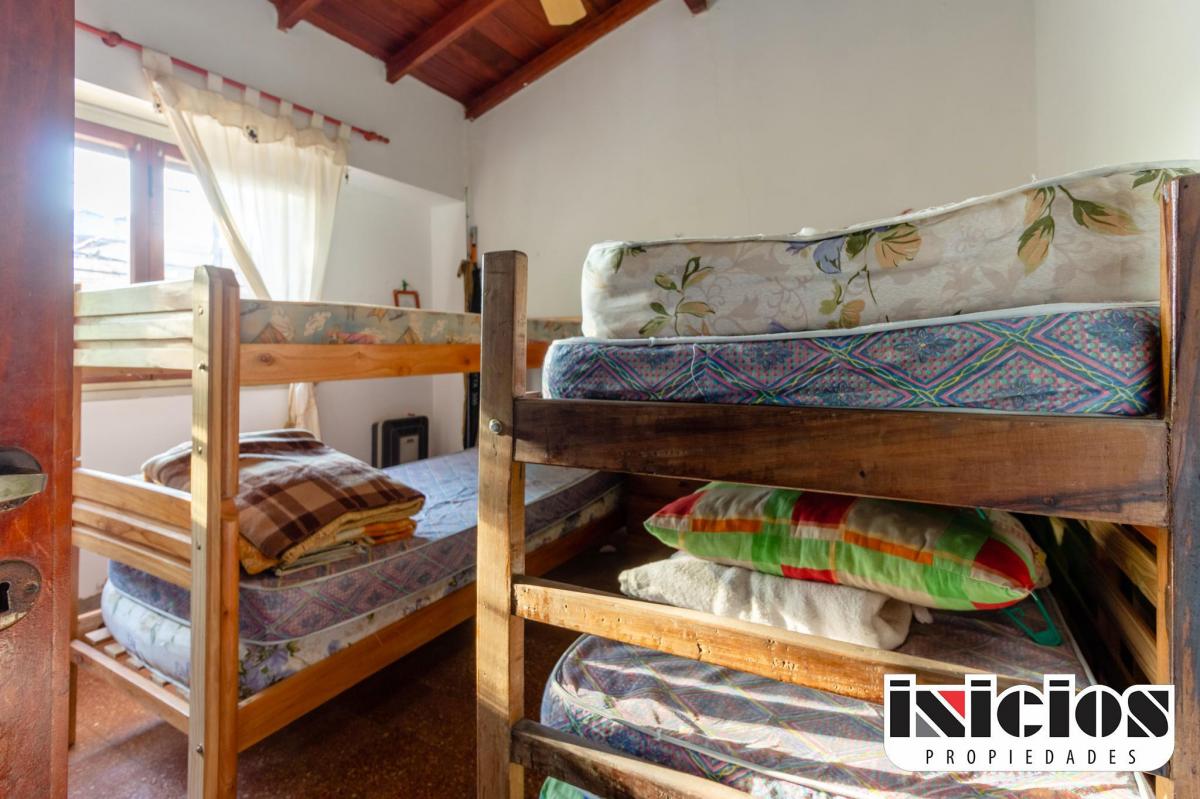 Departamento: Carreras Nº 1212 - Mar de Ajo - C844 3