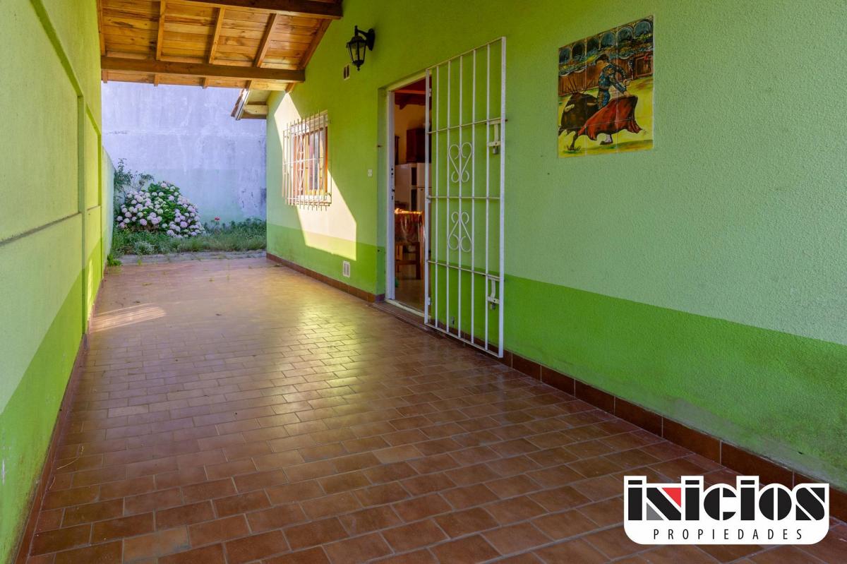 Chalet: Diag. Morales N° 445 - Mar de Ajó - C862 5