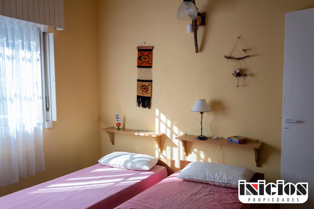 Chalet: Castelli N° 665 - Mar de Ajó - C725 1