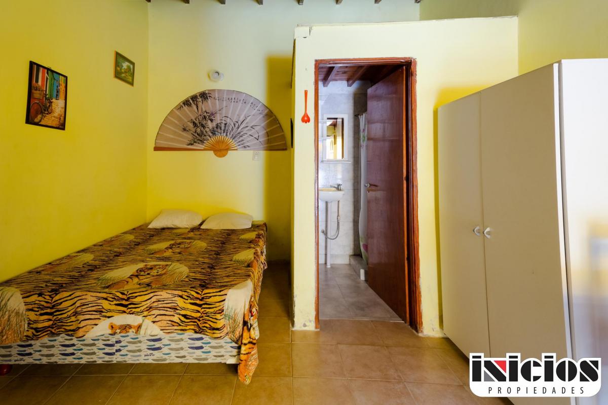 6 Departamentos: La Margarita N° 601 Esquina Sacconi - Mar de Ajó - C701 5