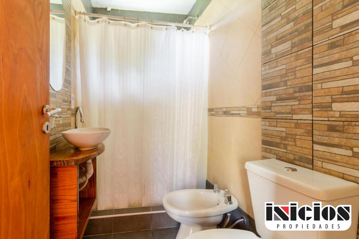 3 Cabañas: Av Chascomús Nº 3265 E/ Paso y Blanco - Nueva Atlantis - C930 2