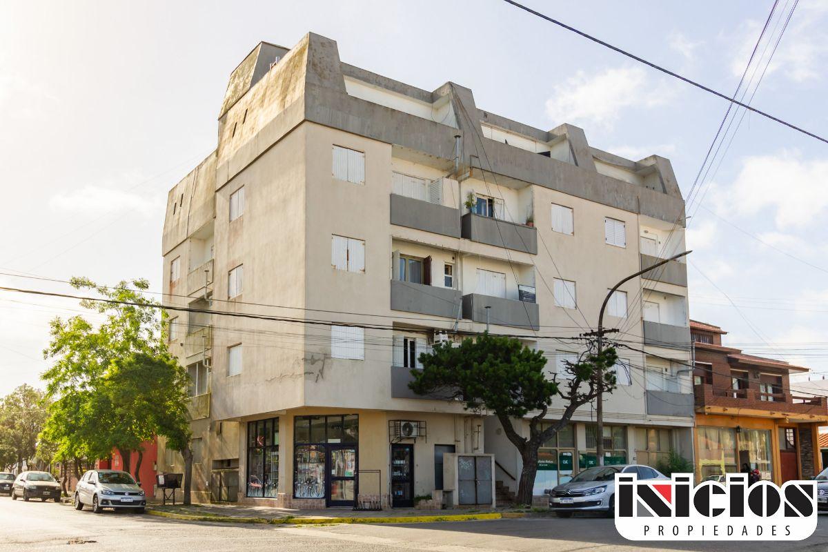 Departamento: Quinteros N° 195 - Mar de Ajo - C1045