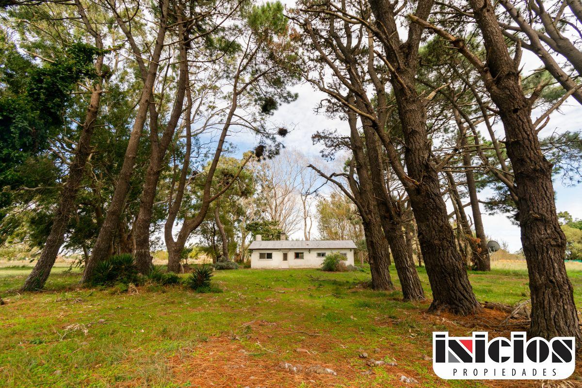 Casa en Lote: Tiburon esq. Larrondo - La Esmeralda - C1040