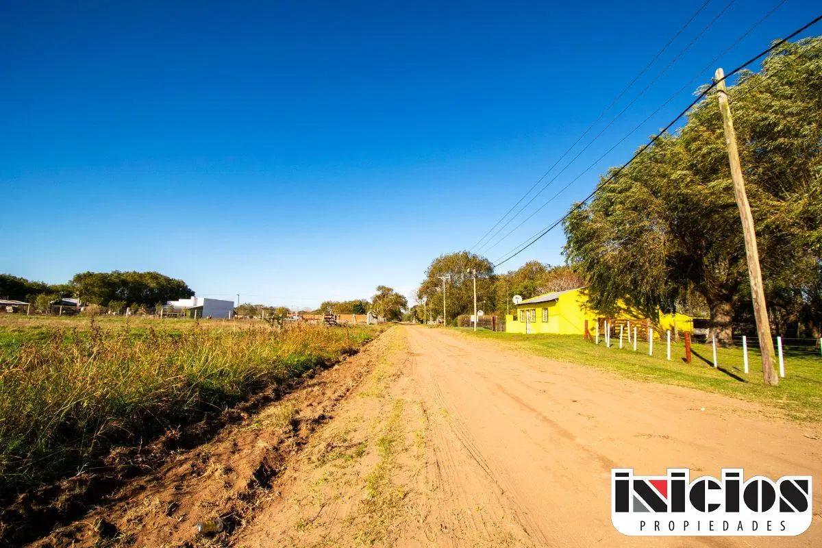 Casa en Amplio Lote - C1059 5