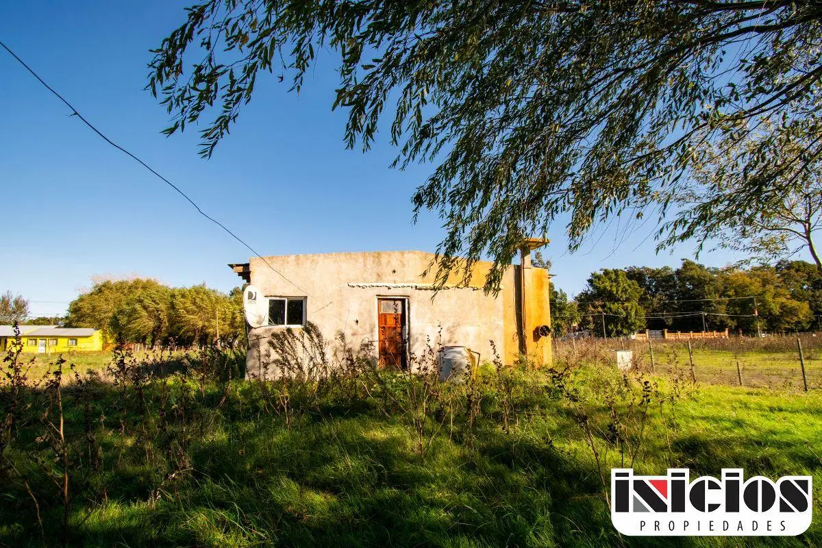 Casa en Amplio Lote - C1059 2
