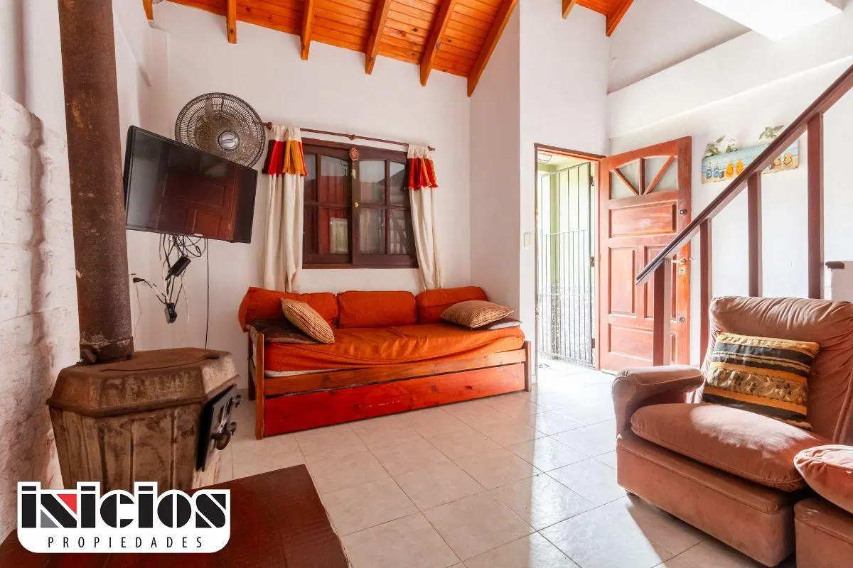 Hermoso Complejo de 3 Dúplex en Block - C1112 5