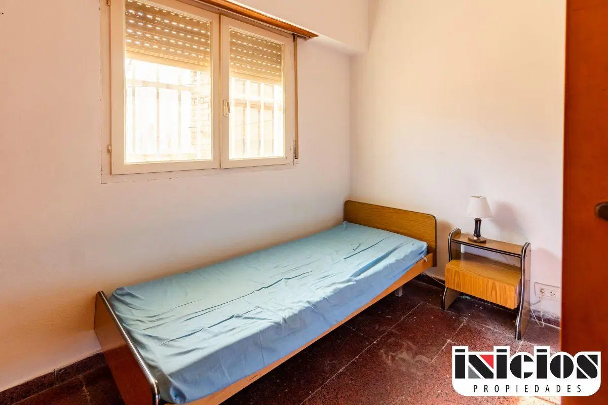 Excelente Complejo con 8 Departamentos - C1082 2