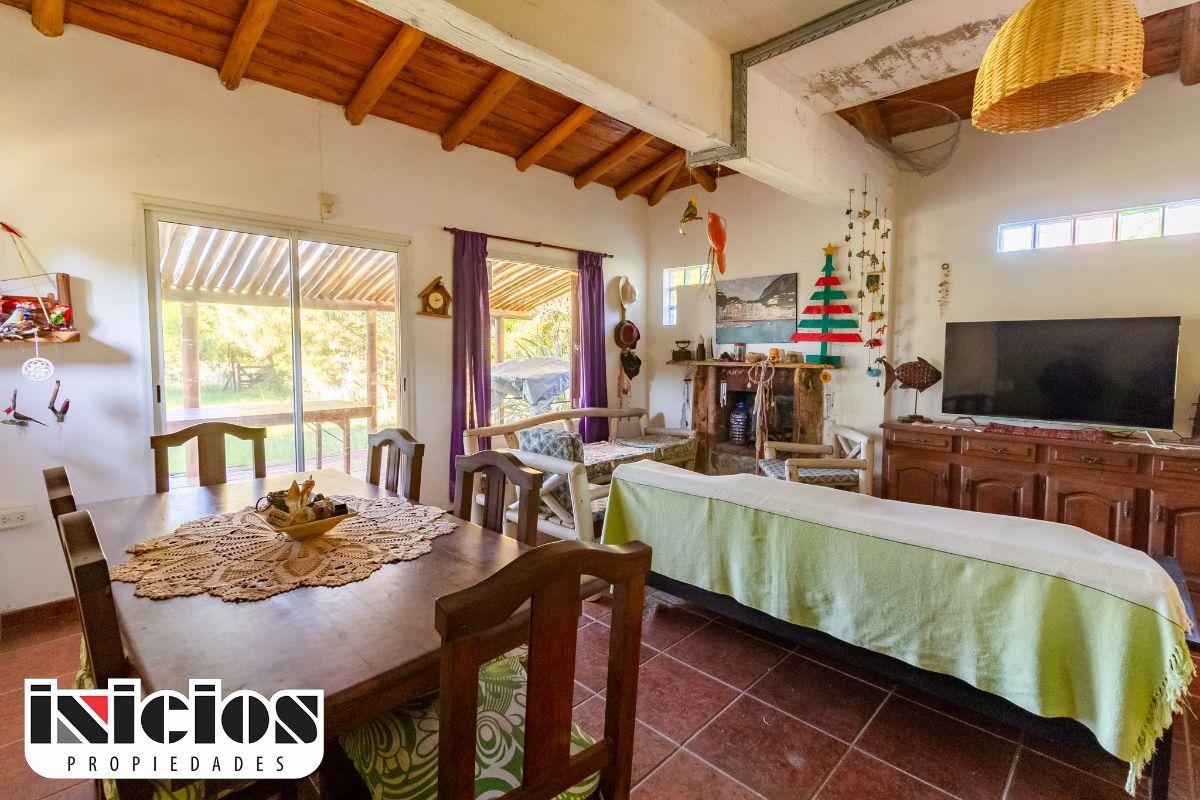 Foto de Casa con amplio parque - C1121, imagen 1