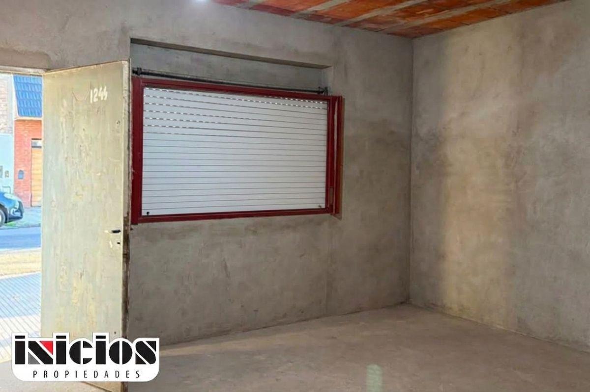 Foto de Local y Vivienda a Demoler en Liniers - C1138, imagen 4