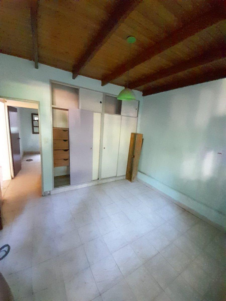 (Propiedad - a Refaccionar) ● 4 Dorm. - Sobre Av Ferré 3