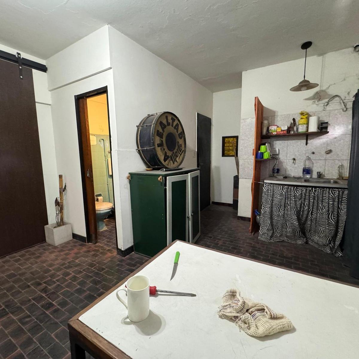 Local en Merlo Gaboto y Jose Marti