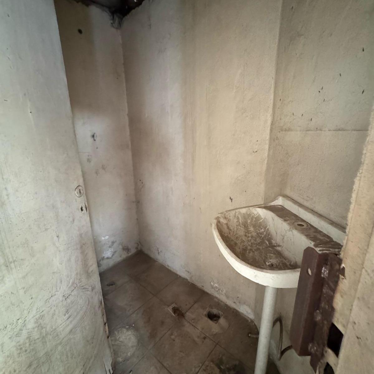 Casa, Tres Ambientes y Galpon 200 m - Jose Marti 600 - Merlo, Barrio Pompeya 3