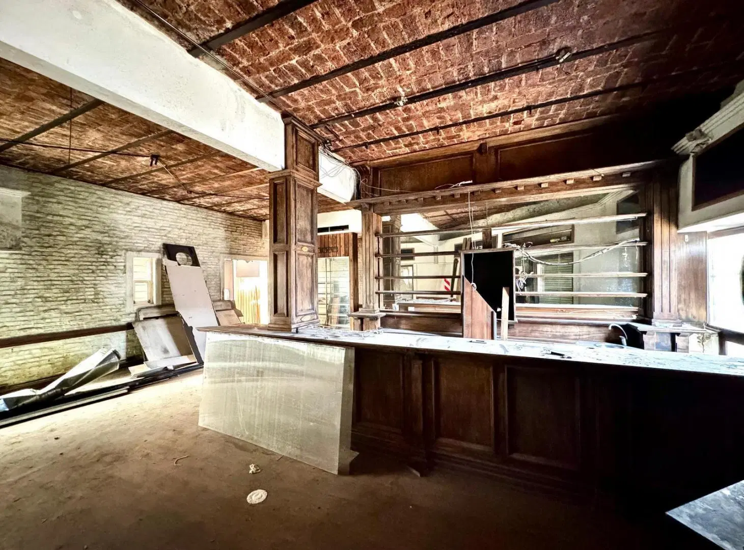 Local Comercial en Alquiler – Castelar Centro, Santa Rosa 2
