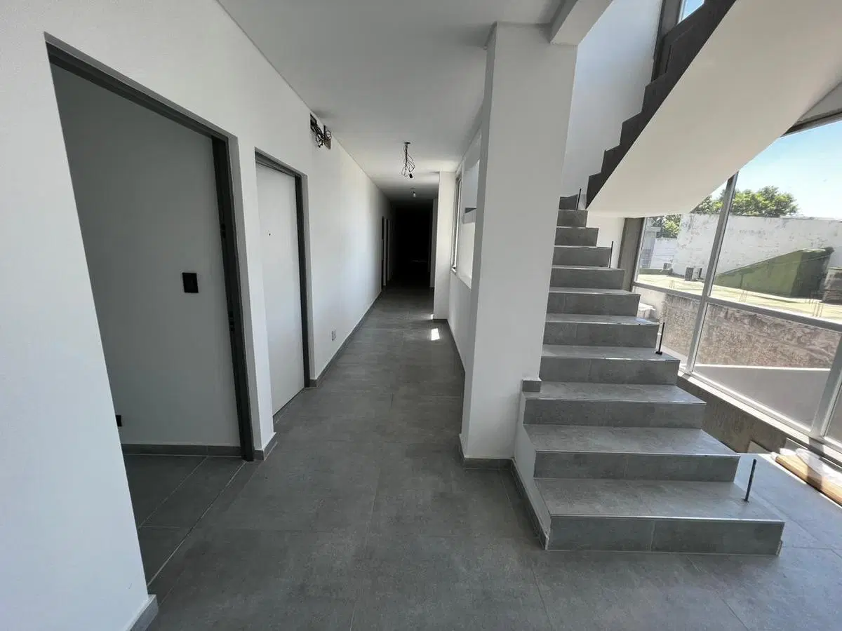 Alquiler - Oficina -  Sarandi 690 - Merlo Centro 2