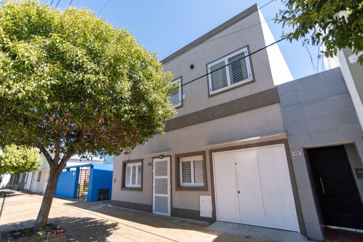 Venta de casa de 3 dormitorios en calle 30 entre 63 y 64