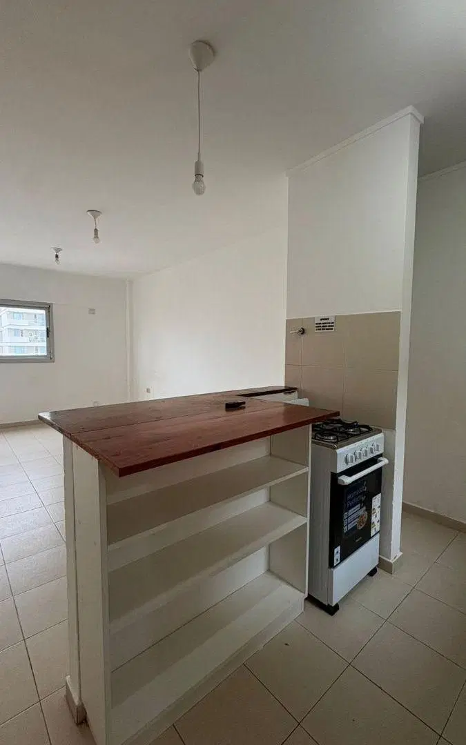 MONOAMBIENTE EN ALQUILER 59 e 13 y 14 2