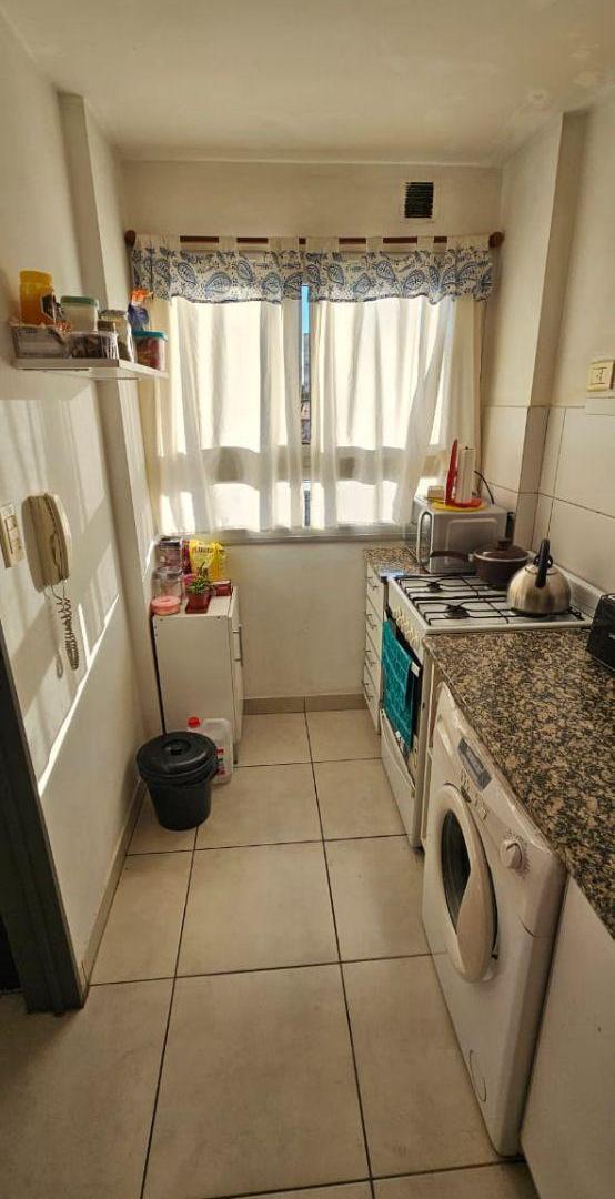 Foto de Venta de departamento de 1 dormitorio en diagonal 74 entre plaza Italia, imagen 5