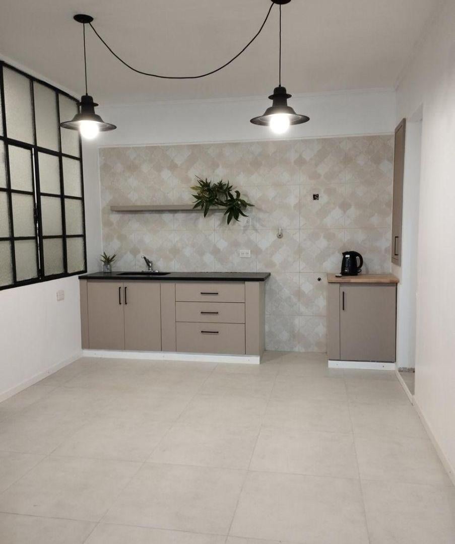 Foto de Departamento en venta de 2 dormitorios reciclado a nuevo 11 y 55, imagen 2