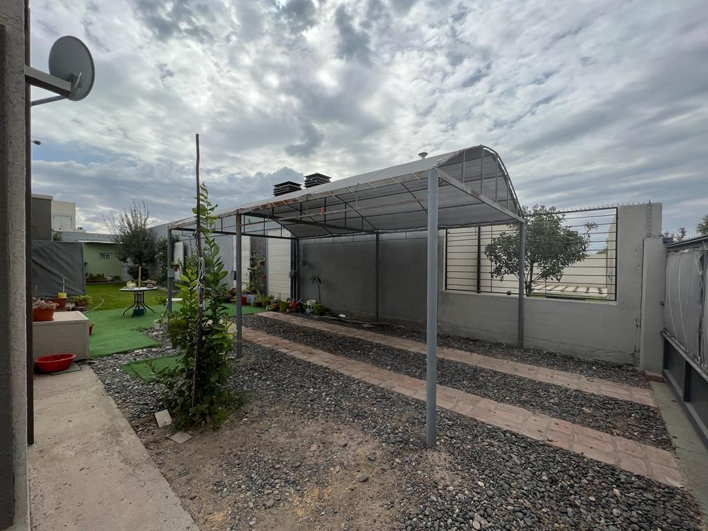 Venta Casa 3 Dorm. - Fernández Oro - Barrio Piedras Blancas 4