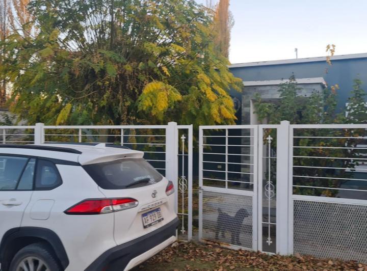 Venta Casa 3 Dorm 220mts2 (APTO CREDITO) - Rio Colorado 800 - Valentina Norte 1