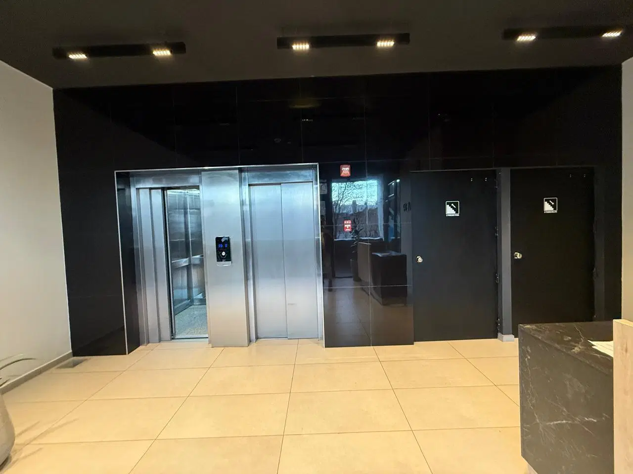 Venta Depto Amoblado 1 dormitorio , Sargento Cabral e Yrigoyen 3