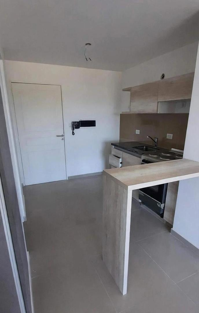 Foto de Alquiler Monoambiente , Luis Dewey 245 Piso 4, Confluencia Rural, imagen 1