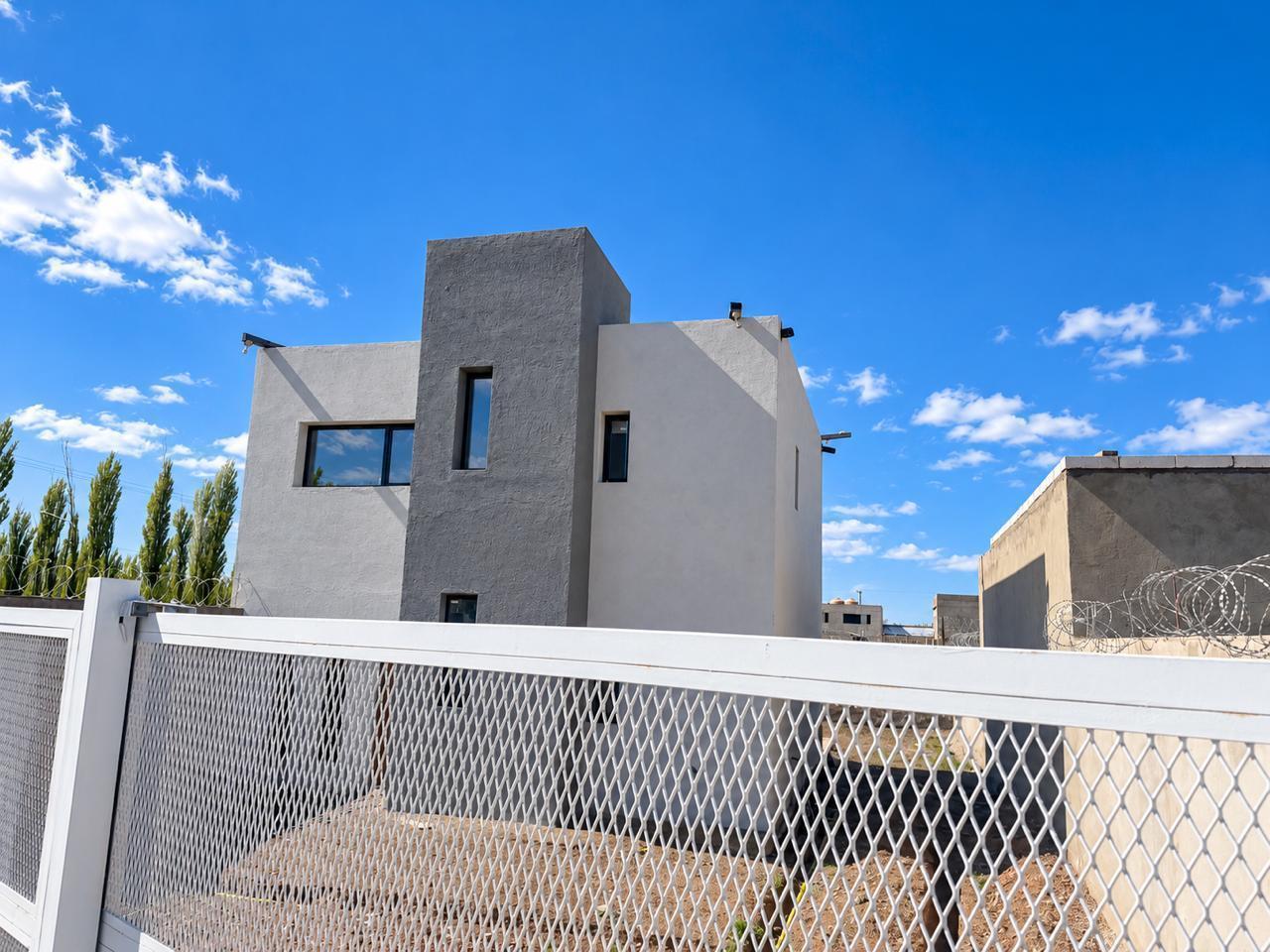 Foto de Casa en Plottier, imagen 2