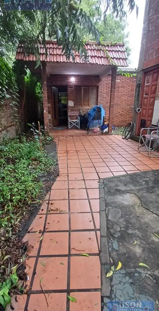 VENTA DE CASA EN TEMPERLEY 2
