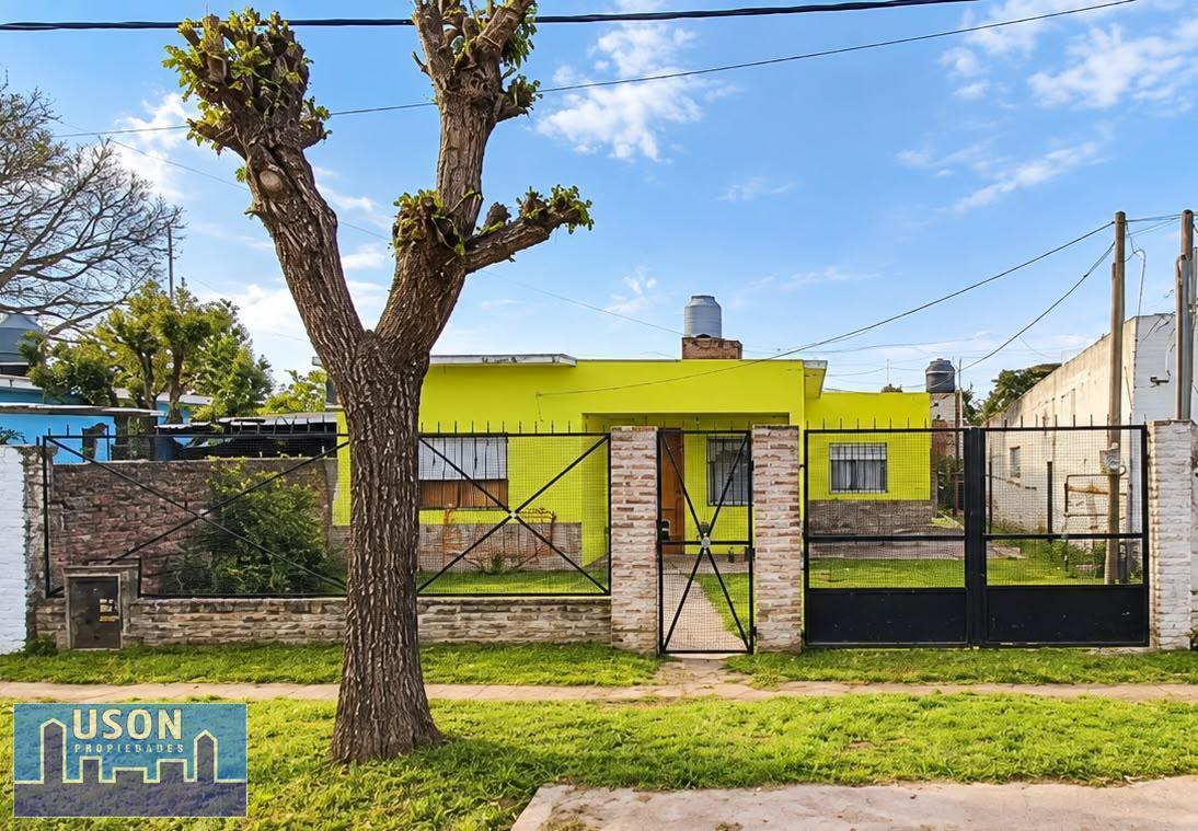 Foto de VENTA CASA 4 AMBIENTES MONTE GRANDE, imagen 1