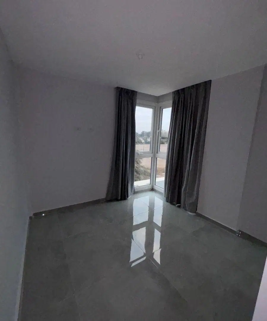 Alquiler excelente departamento de 2 dormitorios Harmonie Chateau 3