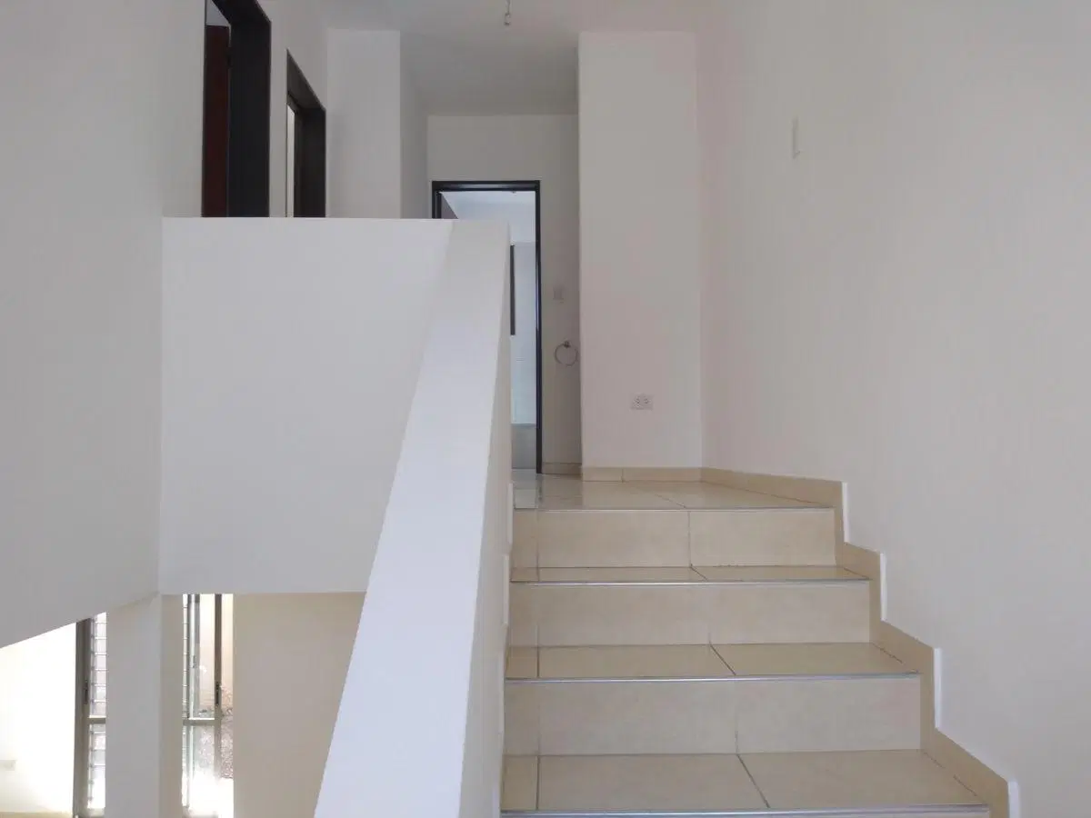 ALQUILER DUPLEX DE 2 DORMITORIOS Y COCHERA VILLA ALLENDE 1