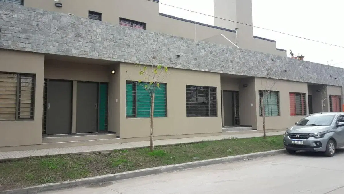 alquiler Local Comercial Av bodereau esquina Yafu. 3