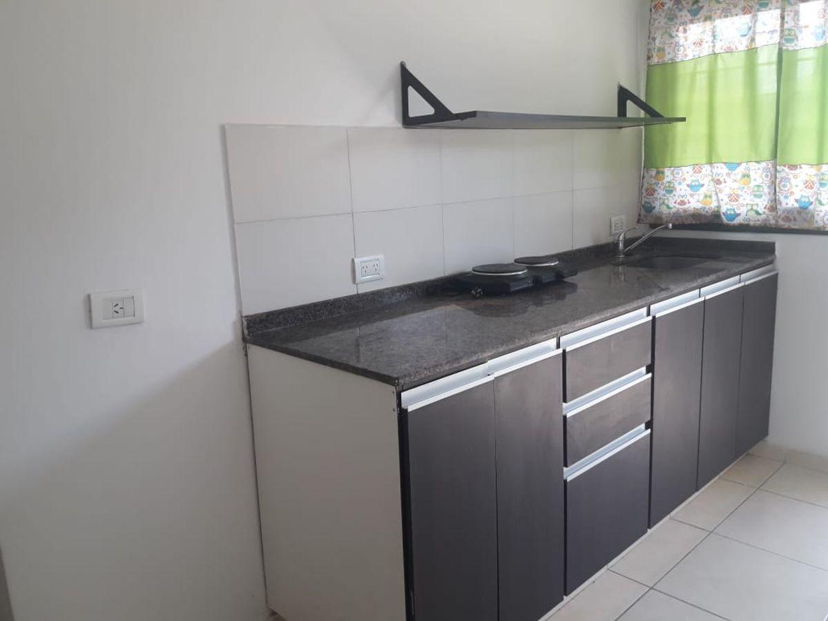 Foto de ALQUILER MONOAMBIENTE EN PLANTA ALTA VILLA ALLENDE, imagen 2