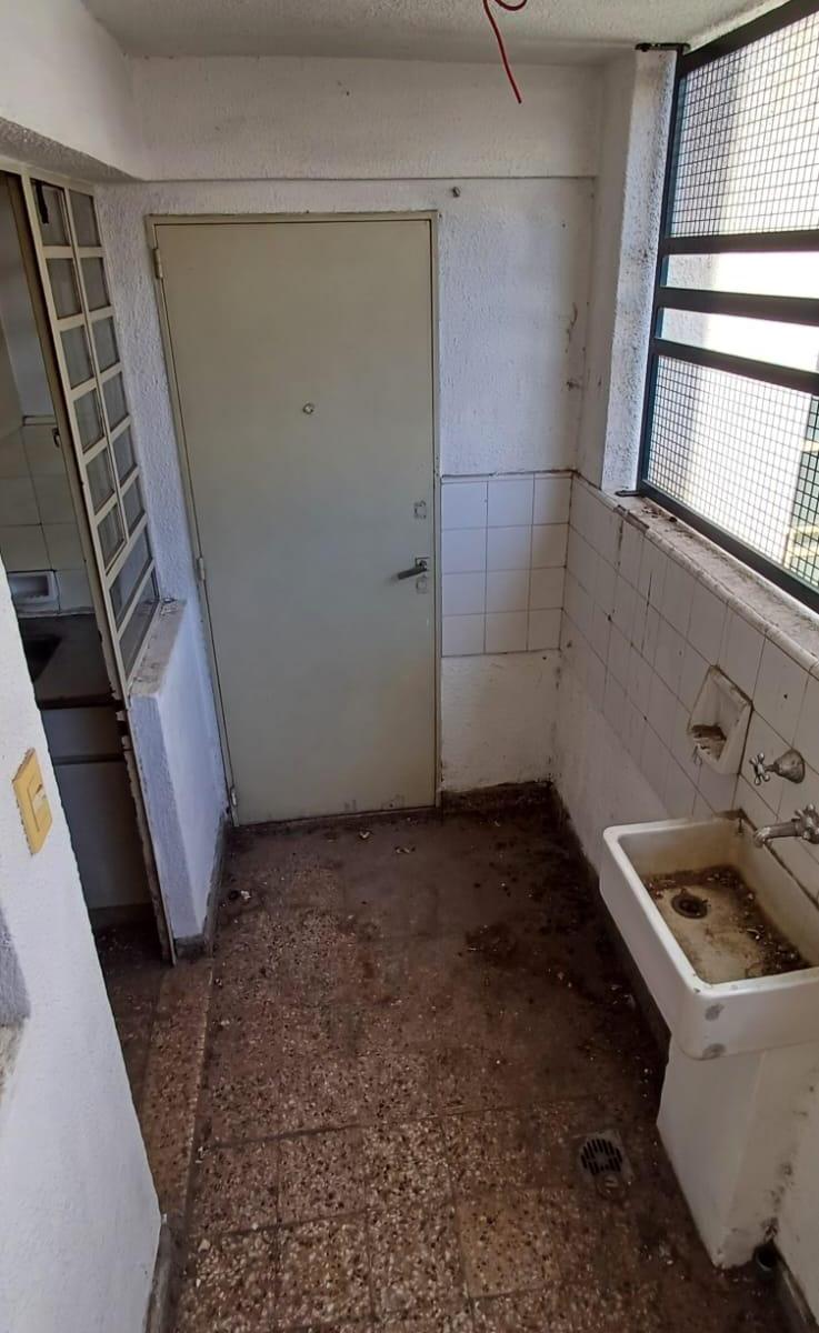 MITRE 564 Piso 1 Depto 1