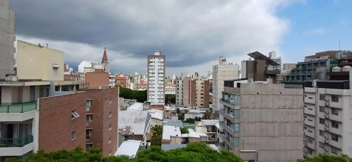 PARAGUAY 139 Piso 9º Depto 1º 2
