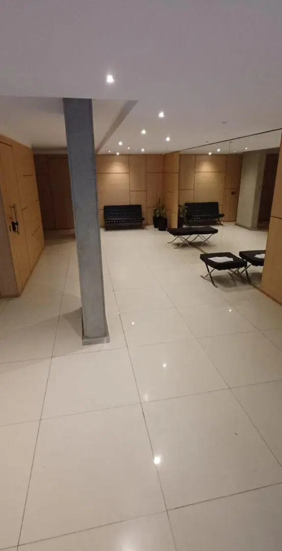 SAN LORENZO 1725 Piso 1º Oficina 3º 5