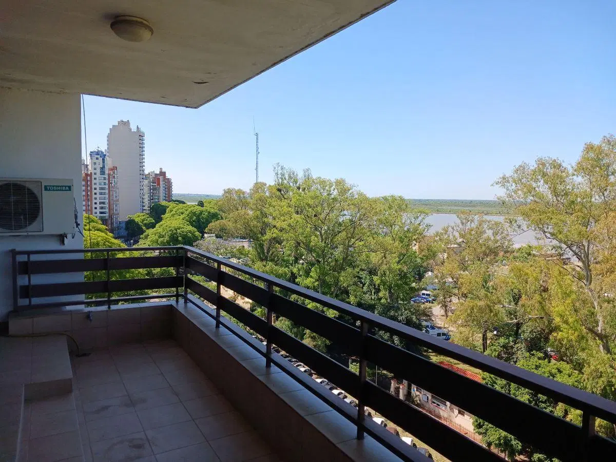 Av. BELGRANO 740 Piso 11º 3