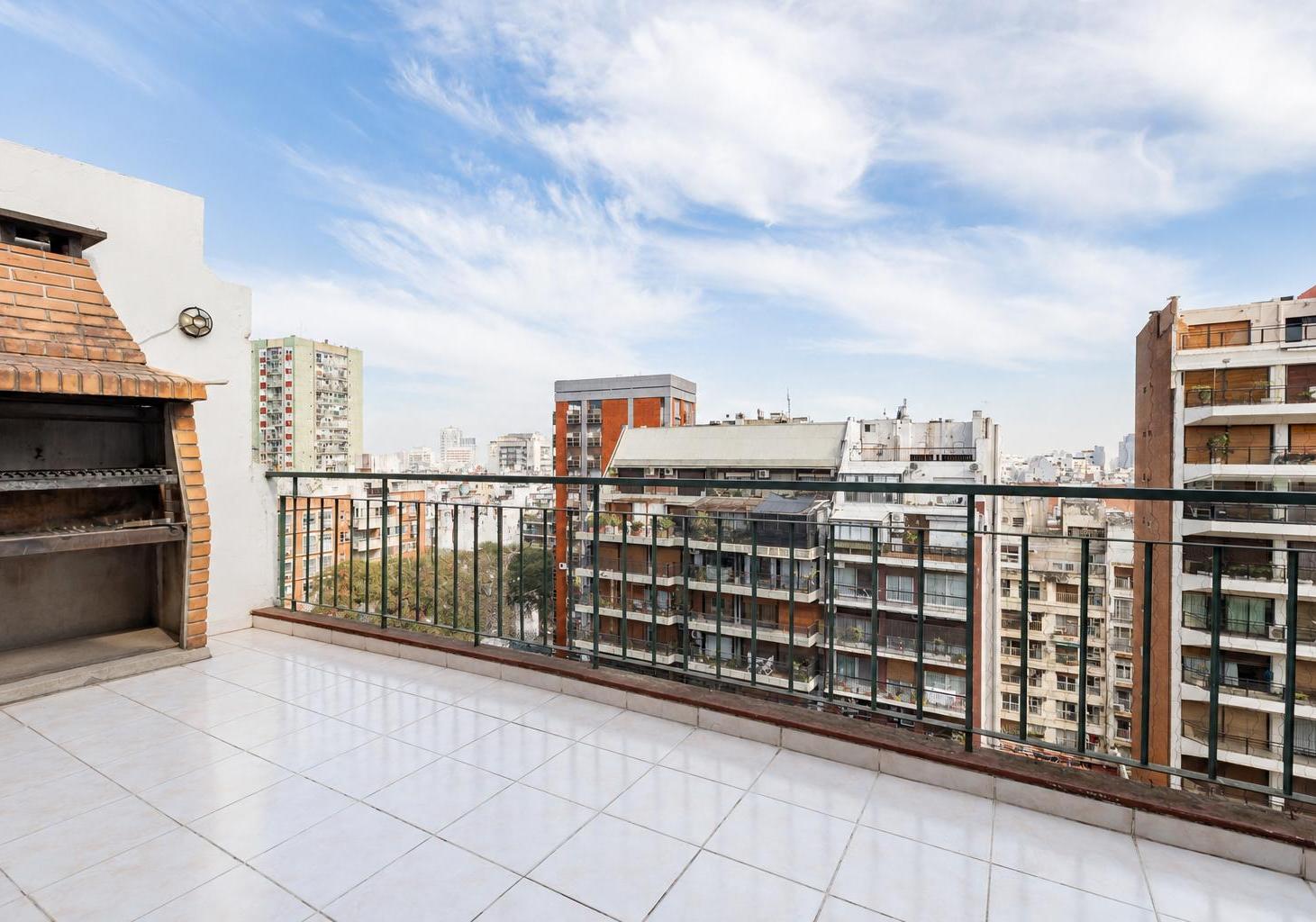 Foto de DÚPLEX EN BOULEVARD CHARCAS CON BALCON, TERRAZA PRIVADA Y PARRILLA, imagen 1