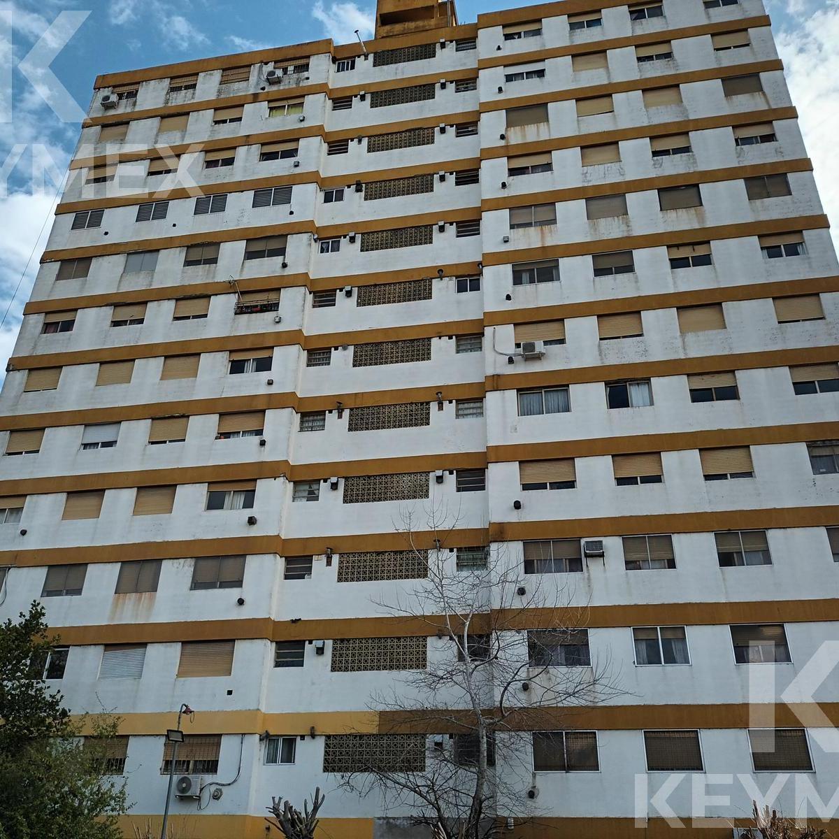 Venta de Departamento de 3 Dorm., Refaccionado a Nuevo en Villa Elisa 3