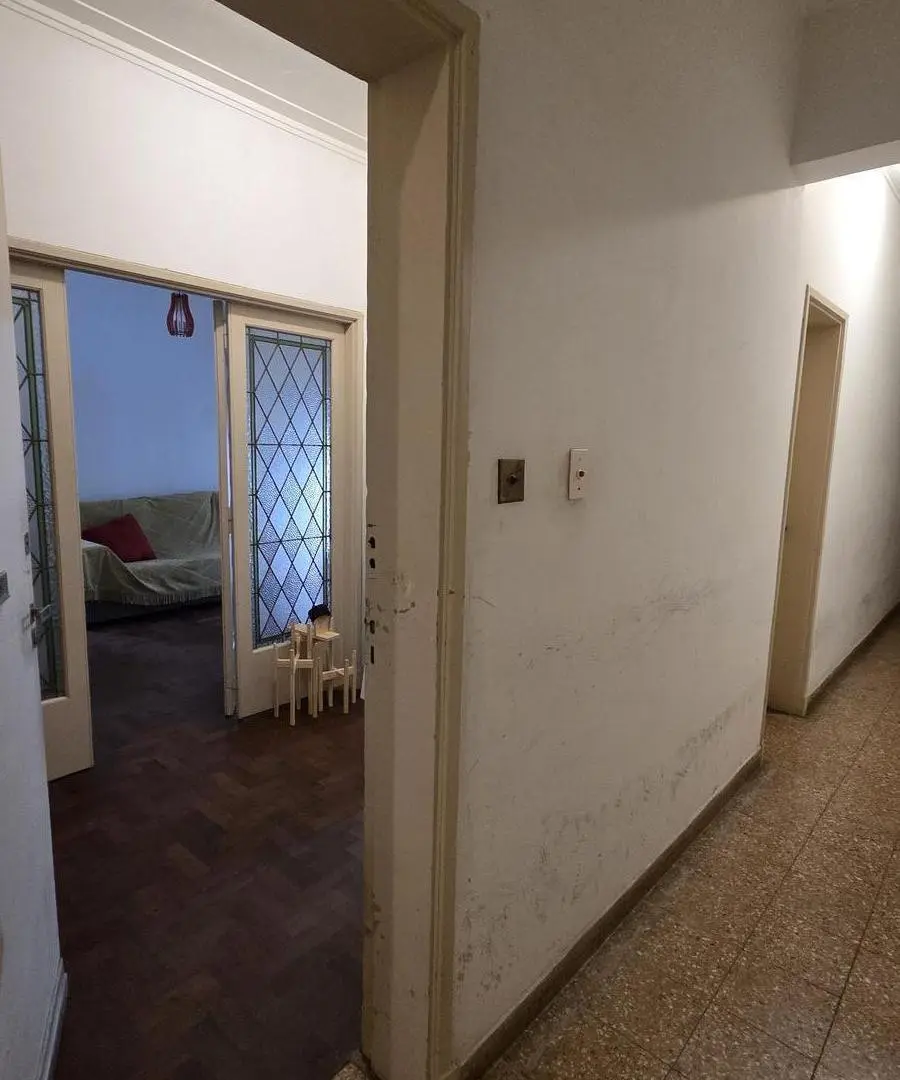 Venta departamento centro plata baja con patio 6 entre 56 y 57 3