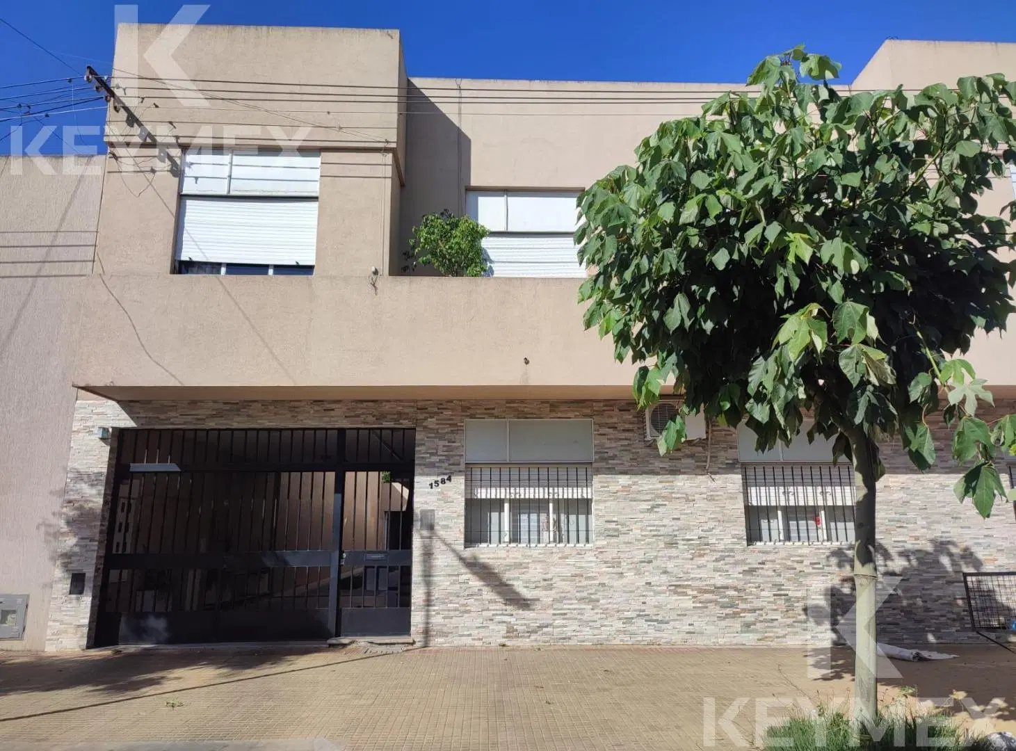 Venta PH 2 dormitorios La Plata - calle 16 64 y 65 5