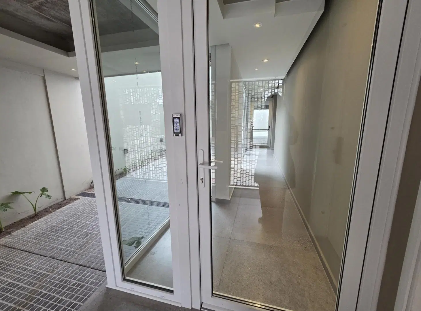 Alquiler Departamento monoambiente con balcón 4