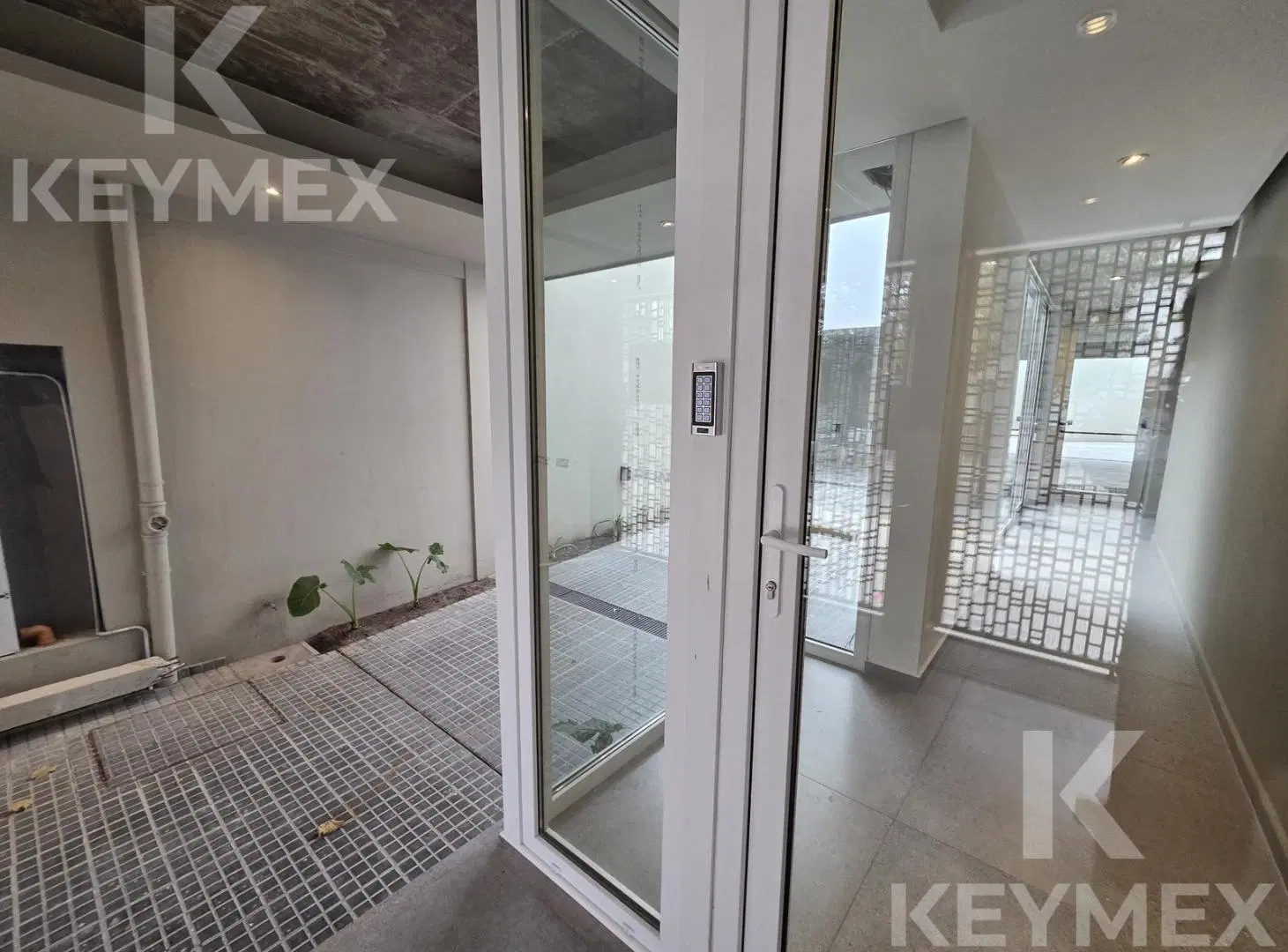 Alquiler Departamento monoambiente plaza Belgrano con balcón 8