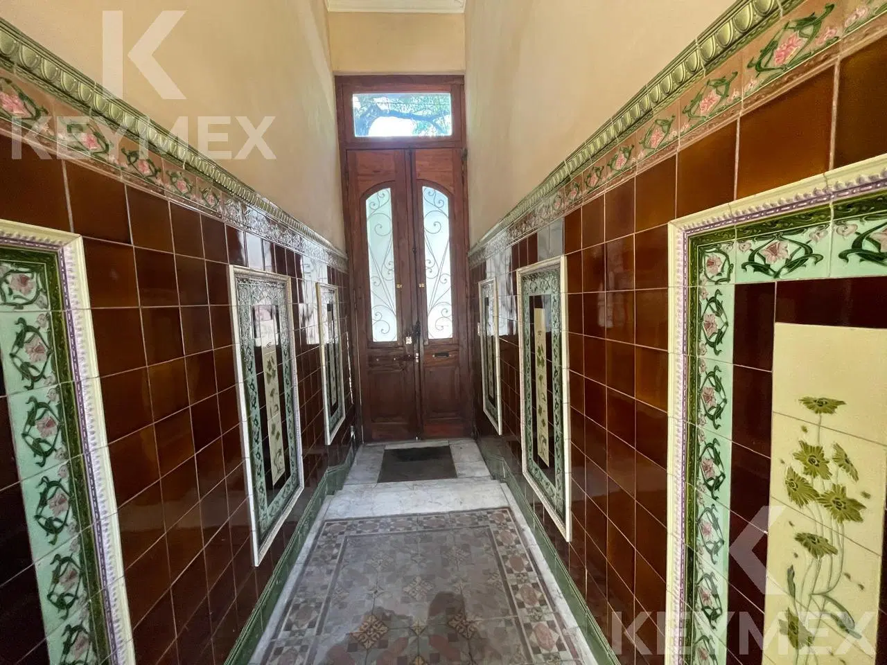 Calle 3 entre diagonal 74 y 41 - Casa en alquiler con destino comercial. 4