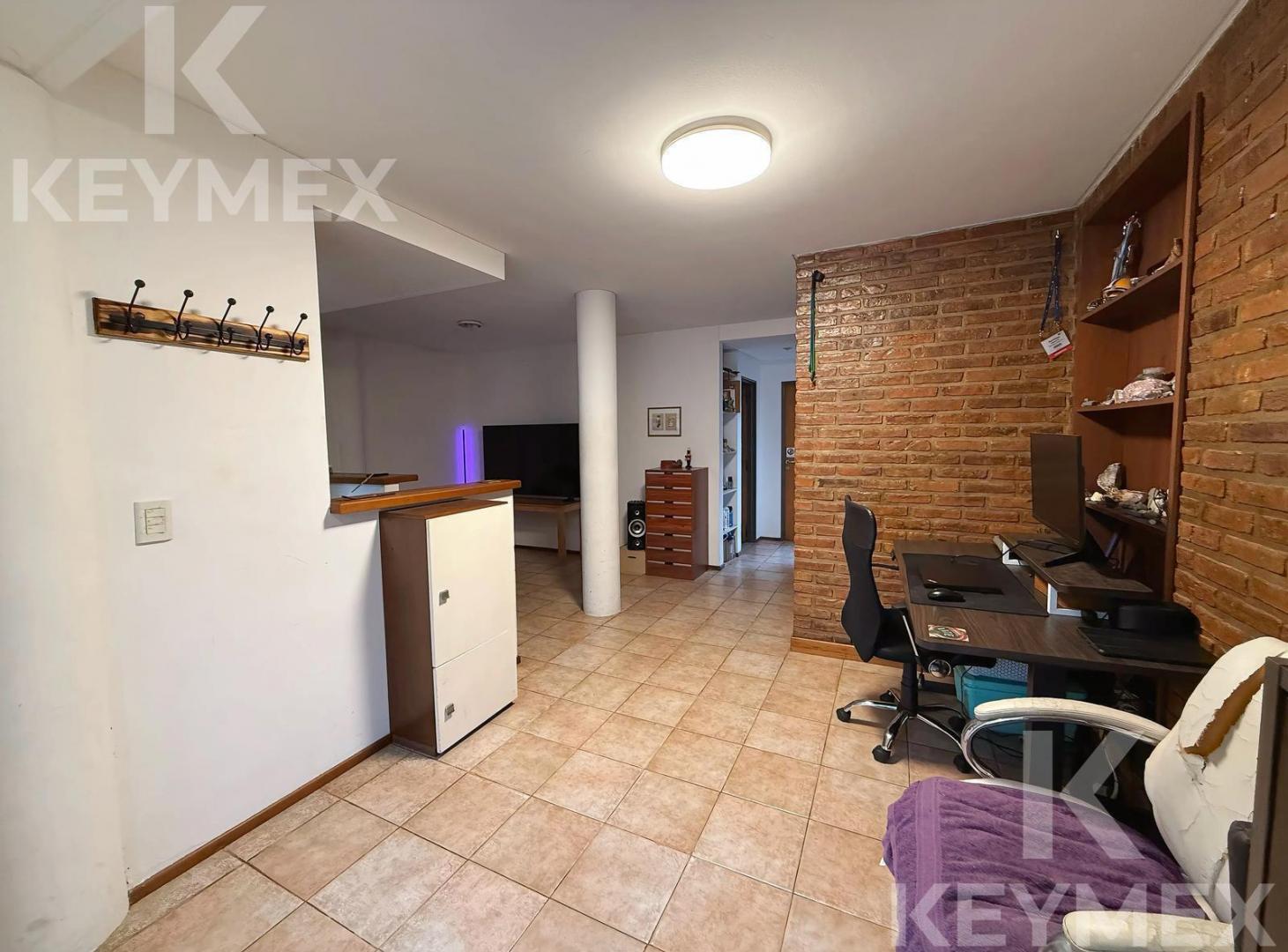 PH en venta un dormitorio La Plata con patio