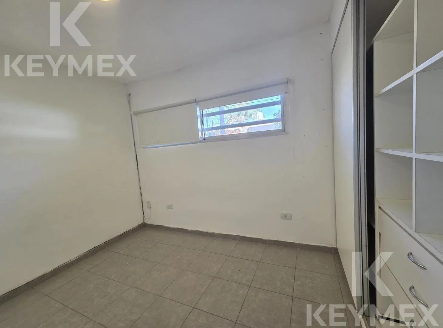 Departamento en alquiler con patio 3