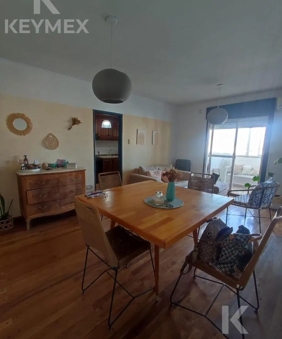 VENTA Departamento 2 dormitorios con cochera en Calle 37 e/ 8 y 9 La Plata 3