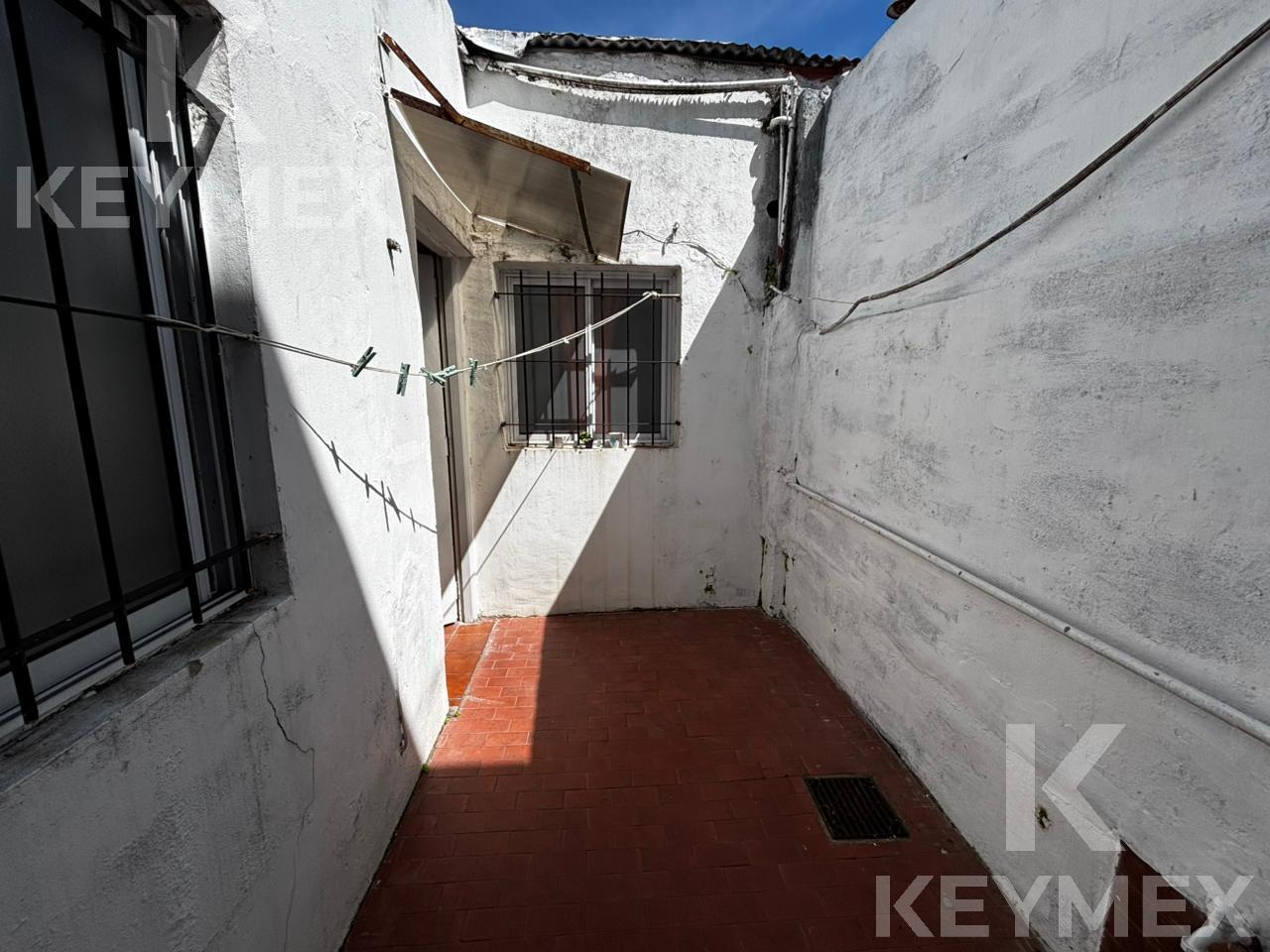 Foto de Ph en venta dos dormitorios, Ringueleth, La Plata, imagen 2
